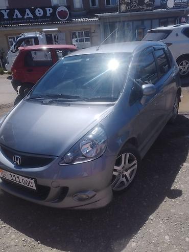 люк машина: Honda Fit: 2003 г., Автомат, Бензин, Хэтчбэк — 5