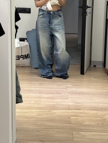 бершка мужская одежда: Джинсы, Бэгги, Bershka, Средняя талия, L (EU 40)