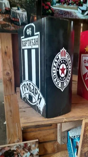 platneni ormar: PARTIZAN GROBARI DRVENA KUTIJA-KNJIGA NOVA PARNI VALJAK JNA | Cene — 1