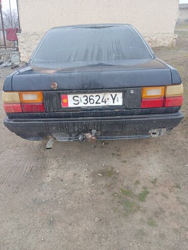 машины продают: Audi 100: 1988 г., 1.8 л, Механика, Бензин, Седан