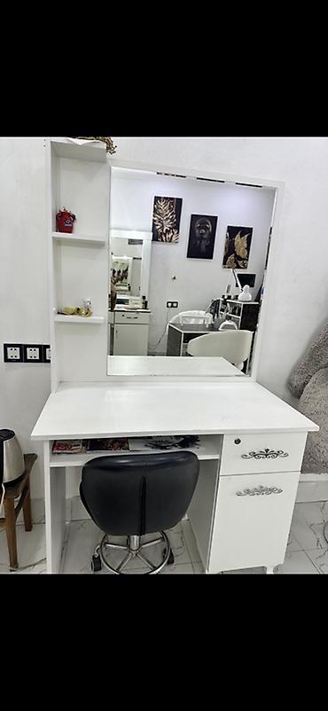 tibbi dolab: Gözəllik salonu üçün vizaj masaları – 2 fərqli model Iwigli 135 — 2