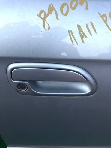 гур легаси: Задняя правая дверная ручка Subaru