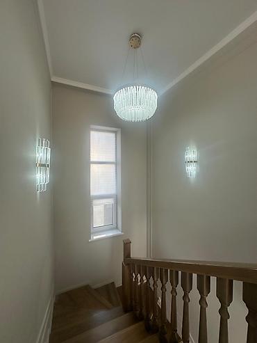 Продажа коттеджей и домов: Продаётся новый кирпичный дом с мебелью 180 м², 5 комнат, год — 10