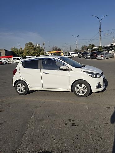 спарк автомобиль: Chevrolet Spark: 2016 г., 1 л, Вариатор, Бензин, Хэтчбэк — 2