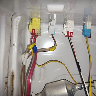 Ремонт холодильников, морозильников: 1️⃣0️⃣ частный мастер - на все звонки отвечаю лично!!!!!! 🚀приеду — 4