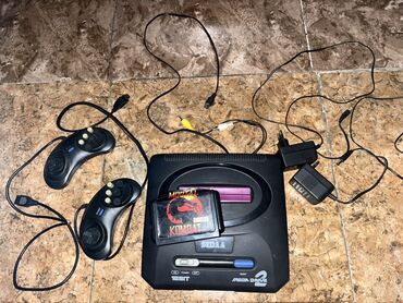 mortal combat 11: SEDAA Mega Drive 2 (16-bit) oyun konsolu dəsti Dəst tərkibi: - SE DAA
