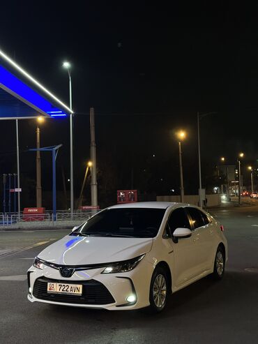 куплю машину в рассрочку бишкек: Toyota Corolla: 2019 г., 1.8 л, Вариатор, Гибрид, Седан