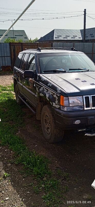 жип гранд чероки: Jeep Laredo: 1995 г., 4 л, Автомат, Бензин, Кроссовер
