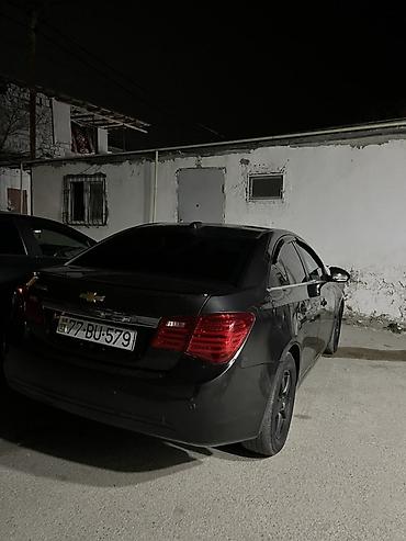 damas masin: Chevrolet Cruze sedan - Kuzov: sedan, qara rəng - Mühərrik: benzin - — 6