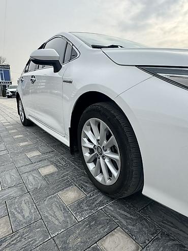 армянские номера в кыргызстане: Toyota Corolla: 2020 г., 1.8 л, Вариатор, Гибрид, Седан — 5