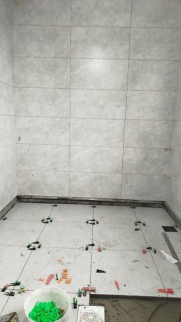 Укладка плитки: Укладка плитки в ванной | Керамическая плитка | Вертикальная укладка Больше 6 лет опыта — 10