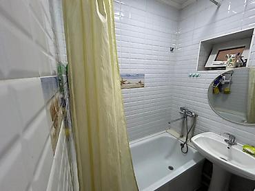 дом район пишпек: Продаётся 2х этажный дом !!! 📍 Район:Пишпек, начало ж/м Ак Орго — 7