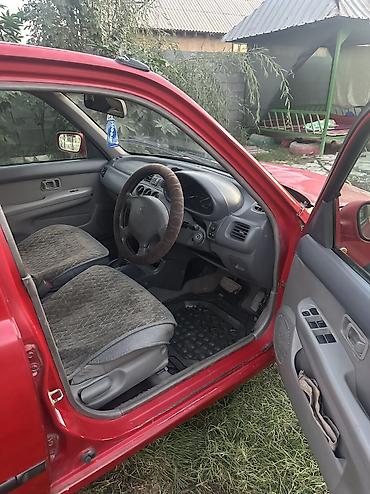 mx 5: Nissan March: 2000 г., 1 л, Автомат, Бензин, Хэтчбэк — 4