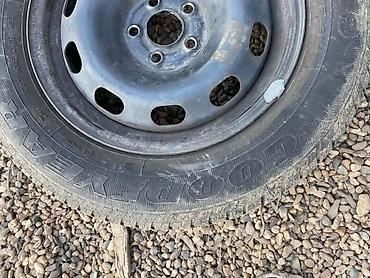 car zrenjanin: GOODYEAR 195/65 R15 SVE SEZONE | Goodyear 195/65/15. 4 komada 8000 — 4