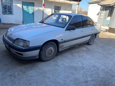 продаю или меняю на гольф 3: Opel Omega: 1991 г., 2 л, Механика, Газ, Седан