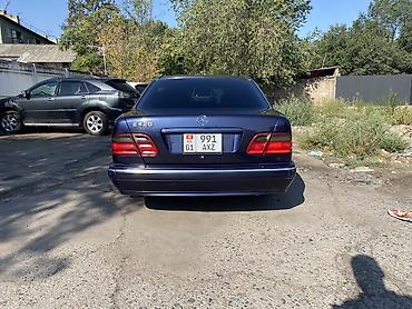 210: Mercedes-Benz E-Class: 2000 г., 3.2 л, Типтроник, Газ, Седан — 6