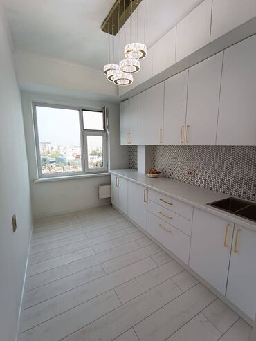 жер уйдон квартира берилет дордой: 3 комнаты, 65 м², Индивидуалка, 9 этаж, Евроремонт