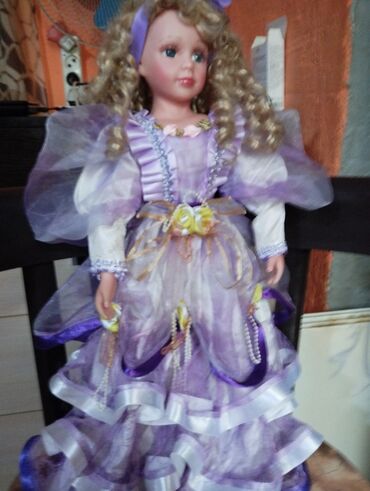 домик для кукл: Продается кукла.б/у но в хорошем состоянии