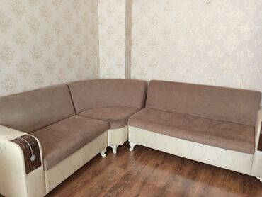 QAZ: Künc divan, İşlənmiş, Açılmayan, Bazasız, Parça, Çatdırılma yoxdur