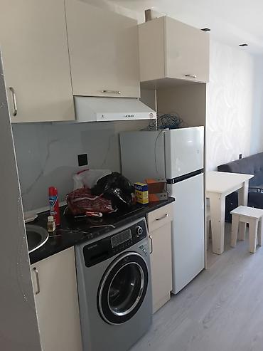 yaşmada: Salam sexsi evimdir telebelere verilir Yataqxanadir amma temir — 2