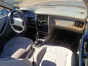 с пробегом: Audi 80: 1993 г., 2 л, Механика, Бензин, Седан — 5