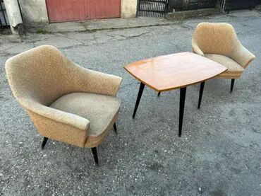 klupe za sedenje i odlaganje: Retro koktel fotelje i stocic MOGUC PREVOZ  Retro koktel fotelje i