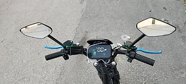 Mopedlər,skuterlər: Salam aleykum. Yenidir 233.km.məsafə gedib. Hər bir funksyasi — 5