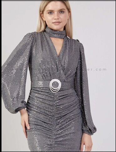 булочки на заказ бишкек: Cemi 1 defe geyinilib, 220 azn alinib, 30 azn satilir, 36-38 uygundur