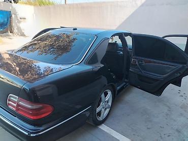 Mercedes-Benz: Mercedes-Benz E-Class: 3.2 l | 2002 il Sedan — 15