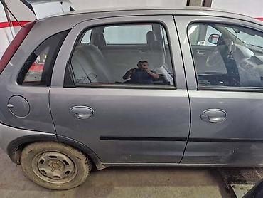 eko hauba: VRATA SIVA BOJA Z163 ZA OPEL CORSA C | Cena je po komadu za gola — 5