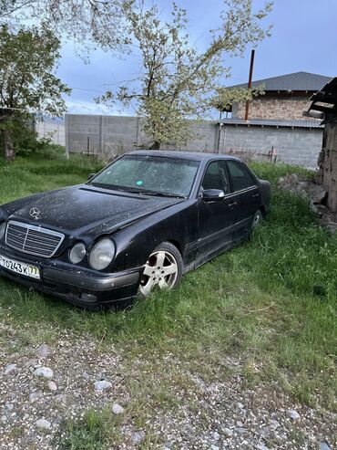 Mercedes-Benz: Mercedes-Benz 220: 2001 г., 2.2 л, Автомат, Дизель, Седан