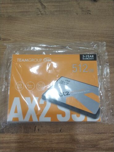 razer blade: 512Gb SSD - 80₼