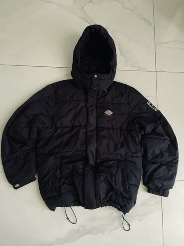 национальные головные уборы: Куртка-пуховик Dickies черного цвета с капюшоном, размер M-L. Модель