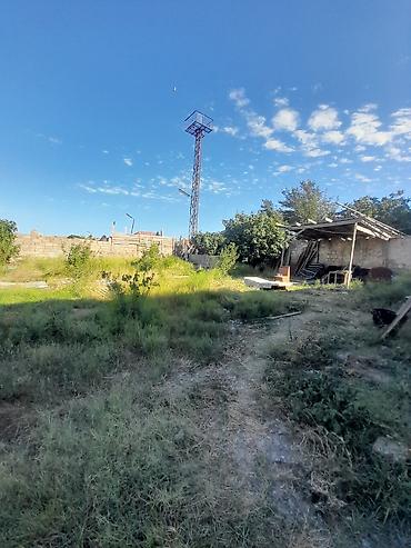 buzovnada ev satilir: Satılır: həyət evi və torpaq sahəsi - Ümumi: Həyətyanı sahəsi olan 1 — 2