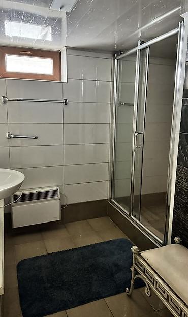 Долгосрочная аренда домов: 150 м², 4 комнаты — 13