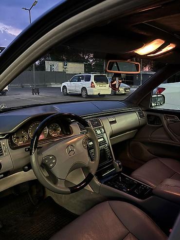 Mercedes-Benz: Mercedes-Benz E-Class: 2001 г., 4.3 л, Автомат, Бензин, Седан — 4