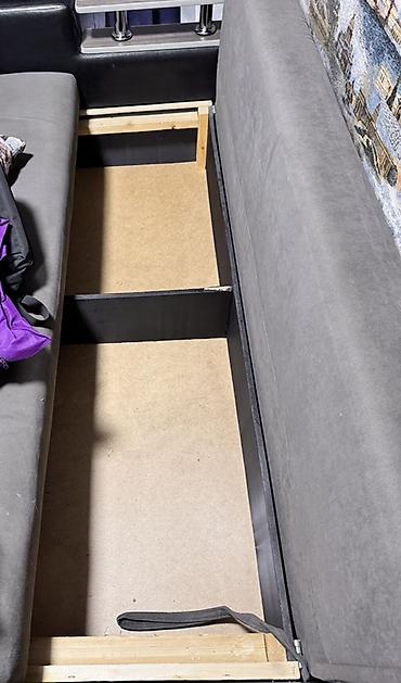 Прямые диваны: Прямой диван, Б/у — 4