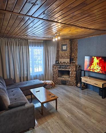 Продажа коттеджей и домов: 🏡 Продается уютный дом у реки Аламедин! 🌲 💰 Цена: 275 000 сом 📍 — 9