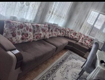 divan ortusu: Künc divan