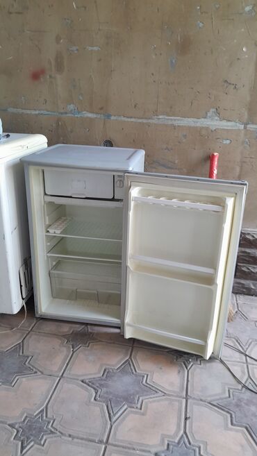 двухкамерный холодильник б у: Холодильник Однокамерный