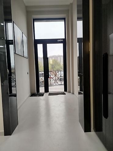 Коммерческая недвижимость: Сдаю Офис целиком: 150 м², В жилом комплексе, С ремонтом — 6