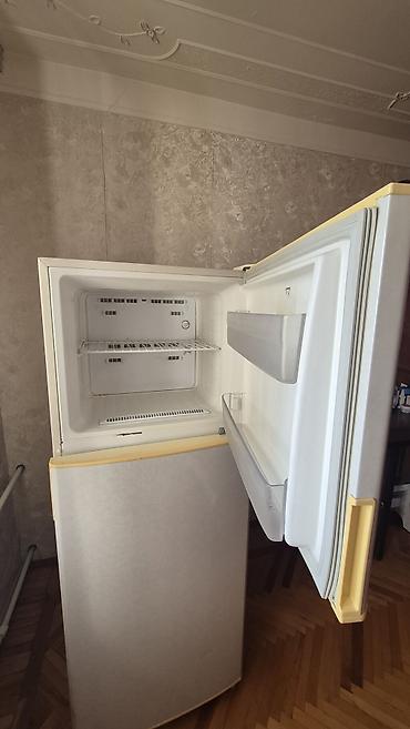 Soyuducular: İşlənmiş 2 qapılı Samsung Soyuducu Satılır, rəng - Bej — 3
