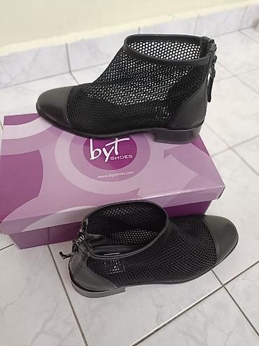 qadin bot: Qadın üçün qara mesh botilər 37 ölçüdə. "Byt shoes" Türkiyə markası — 5