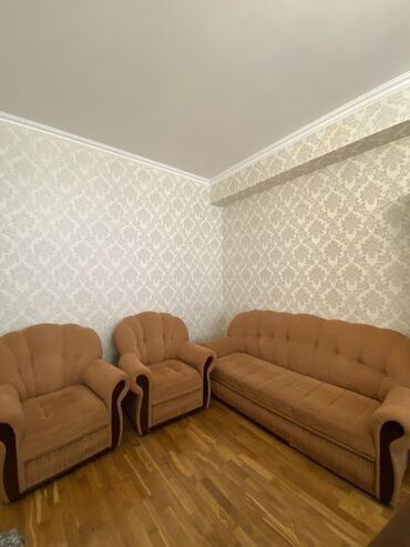 Tavalar: Divan, Divan, Bazasız, Açılmayan