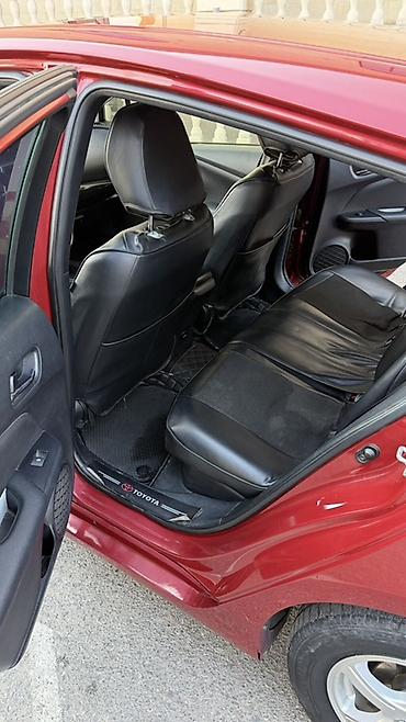 prius 2005: Toyota Prius: 2016 г., 1.8 л, Гибрид, Хэтчбэк — 6