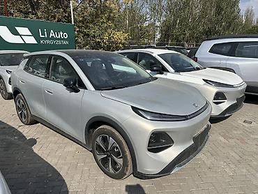 xpeng p7: Changan Qiyuan Q05: 2026 г., 0.1 л, Типтроник, Электромобиль, Кроссовер — 6
