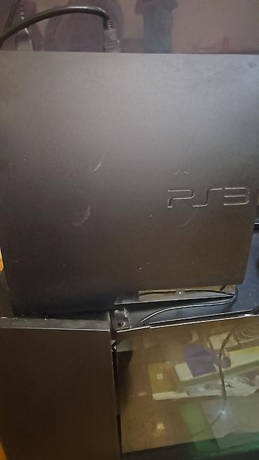 Video oyunlar və konsollar: Əla vəziyyətdə Playstation 3 satılır, pult ilə, üstündə oyunlar var — 1