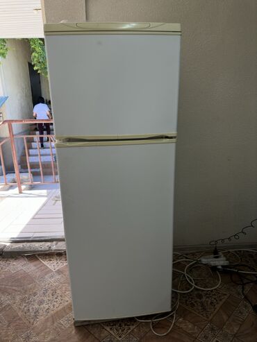 витринный холодильник не рабочий: Холодильник Б/у, Двухкамерный
