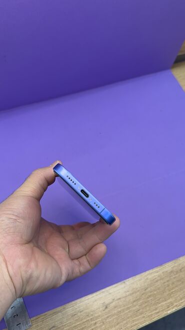 Apple iPhone: IPhone 16, Б/у, 128 ГБ, 88 % — 4