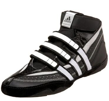 Спортивная форма: Борцовки:Adidas Extero (2007 года )
размер-740